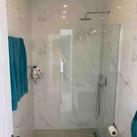 Appartement New Spacious With A Beautiful Sea View
