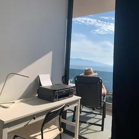 Apartment New Spacious With A Beautiful Sea View